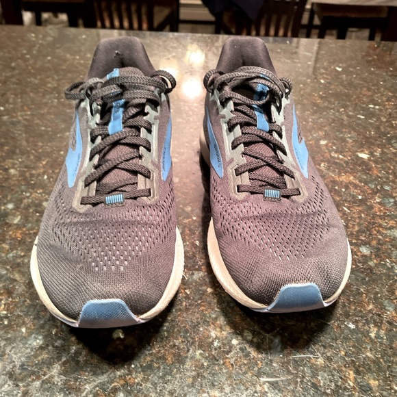 Brooks Running Trainers, men’s size 8.5 - Picture 4 of 6